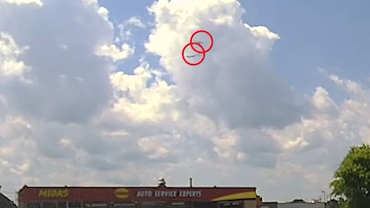 Vídeo: aeronaves aparentam quase colidir no ar em Nova York