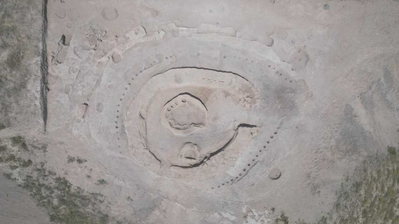 Mesa ritual da Idade do Bronze é descoberta no Azerbaijão