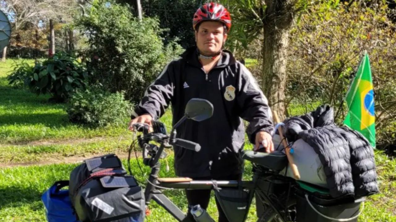 Rumo aos Estados Unidos, brasileiro atravessa América Latina de bicicleta