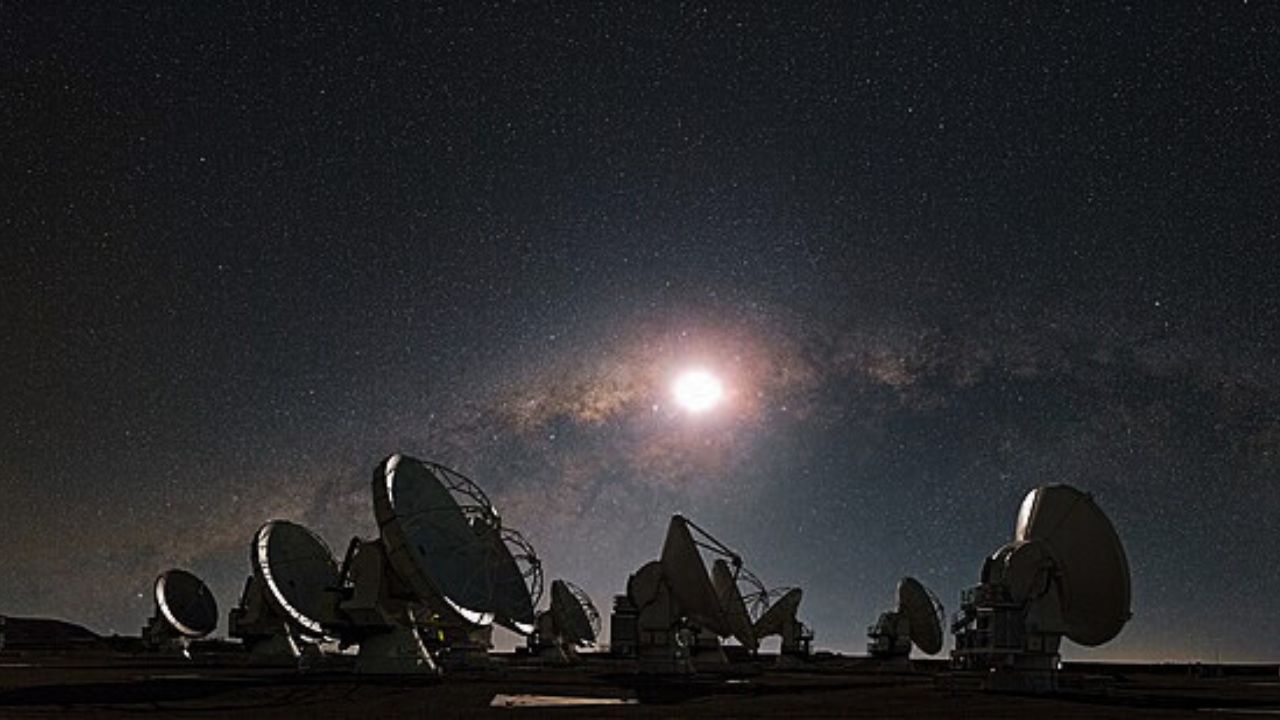 Telescópio fará imagens 50% mais detalhadas de buracos negros a partir da Terra
