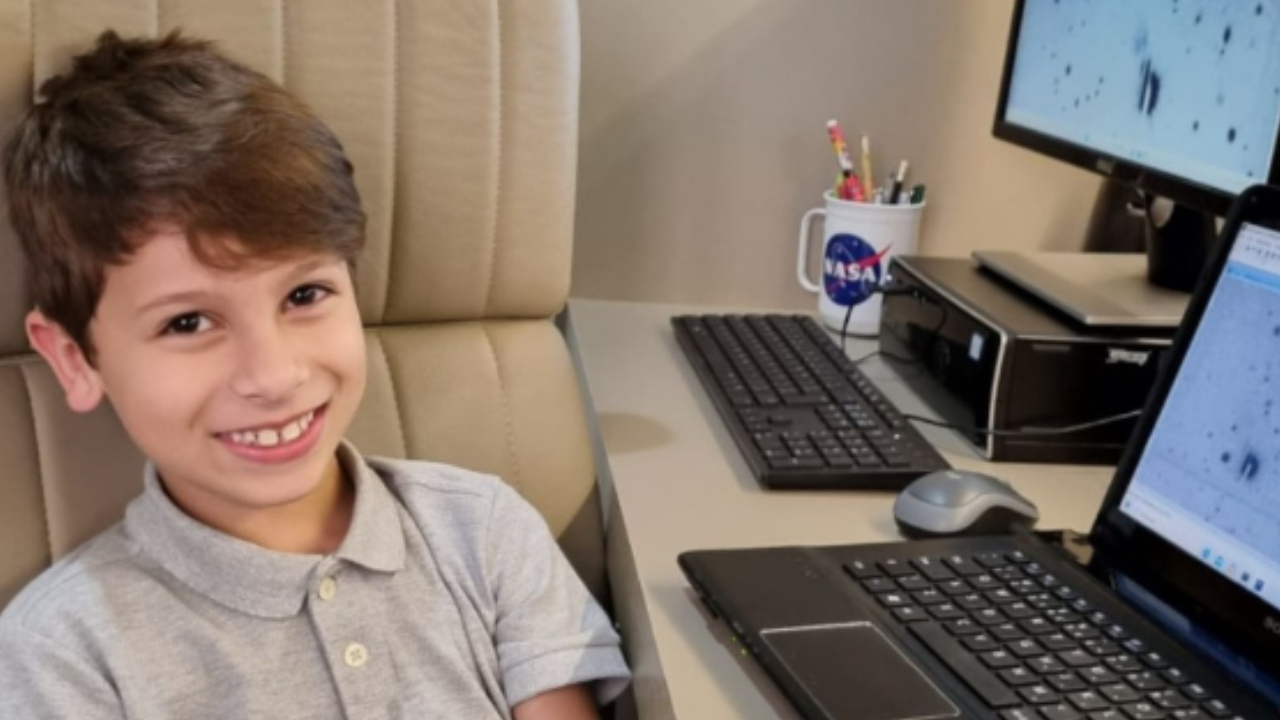 Garoto brasileiro de 7 anos descobre asteroide e poderá batiliza-lô