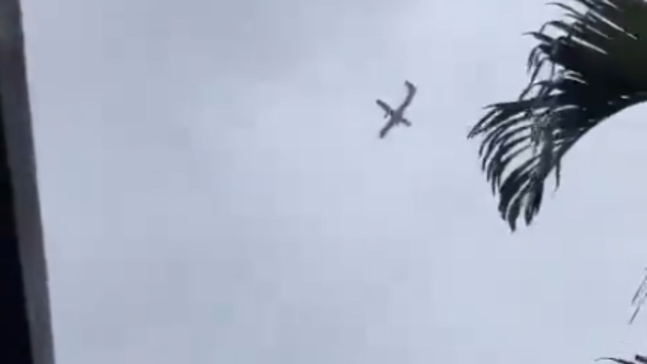 Tragédia aérea em Vinhedo: Vídeos mostram o momento da queda do avião