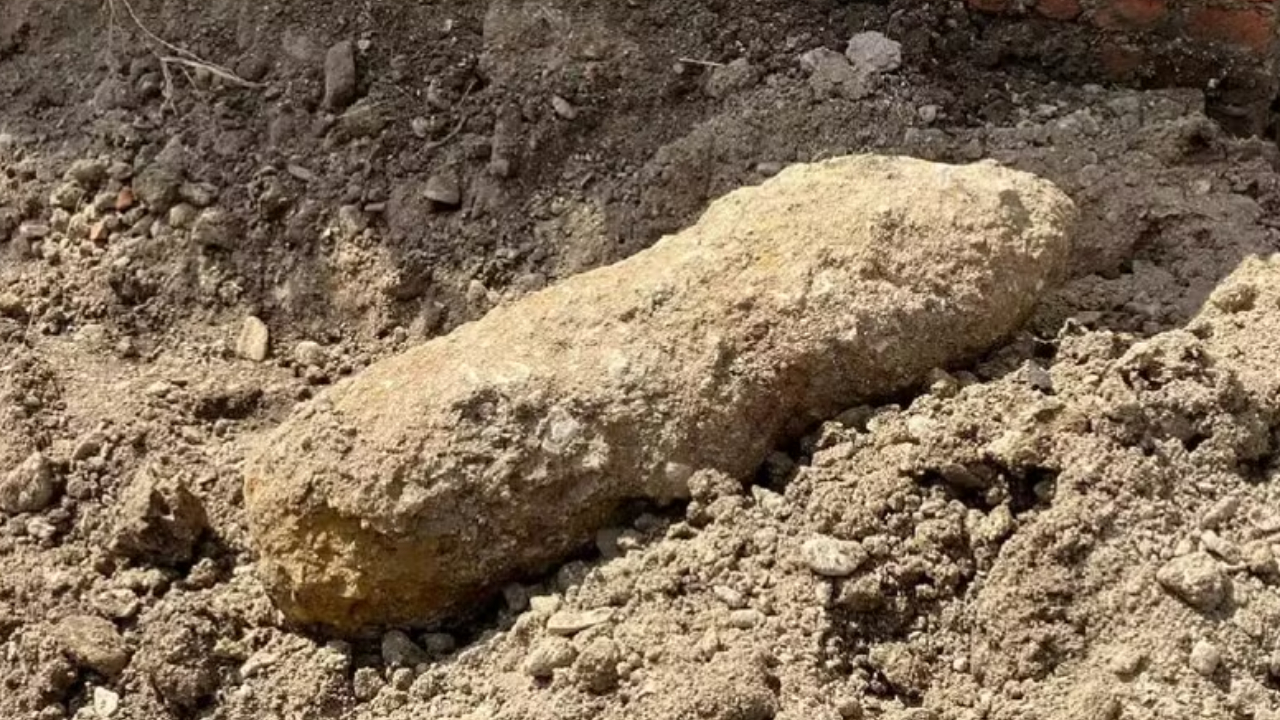 República Tcheca: Bomba da Segunda Guerra Mundial é descoberta em fábrica