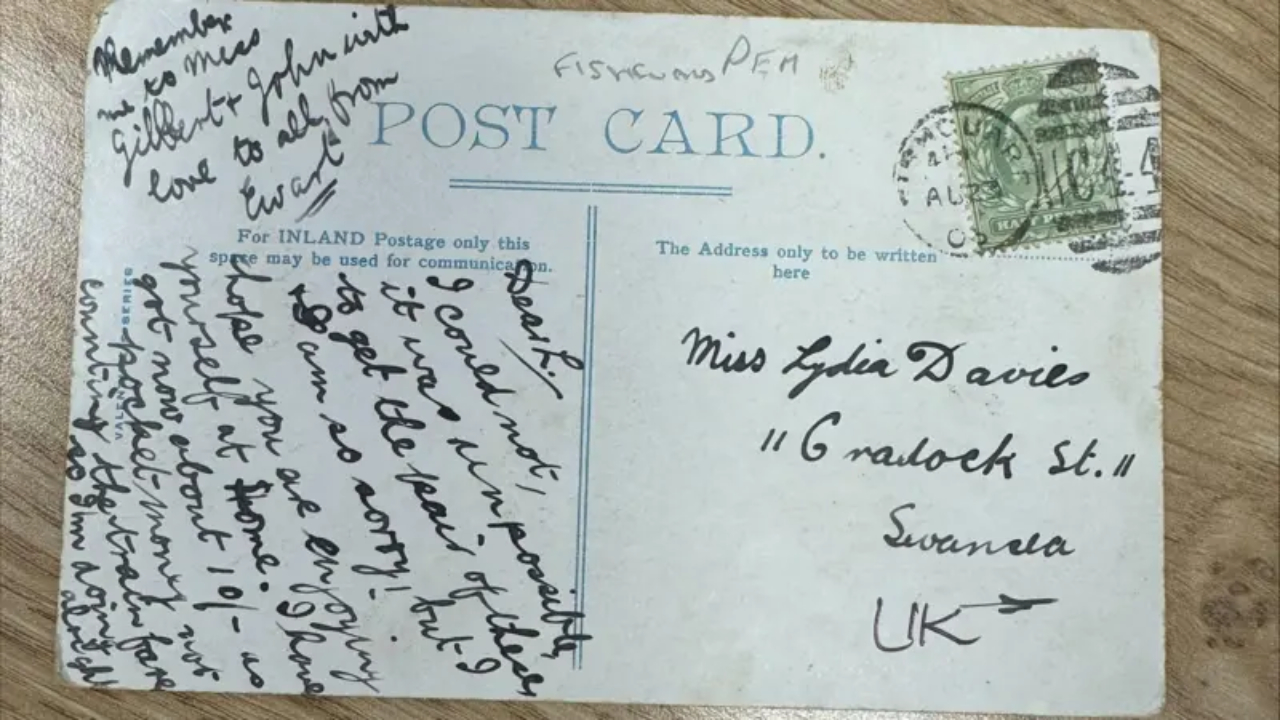 Após 121 anos, cartão postal finalmente chega em seu destino