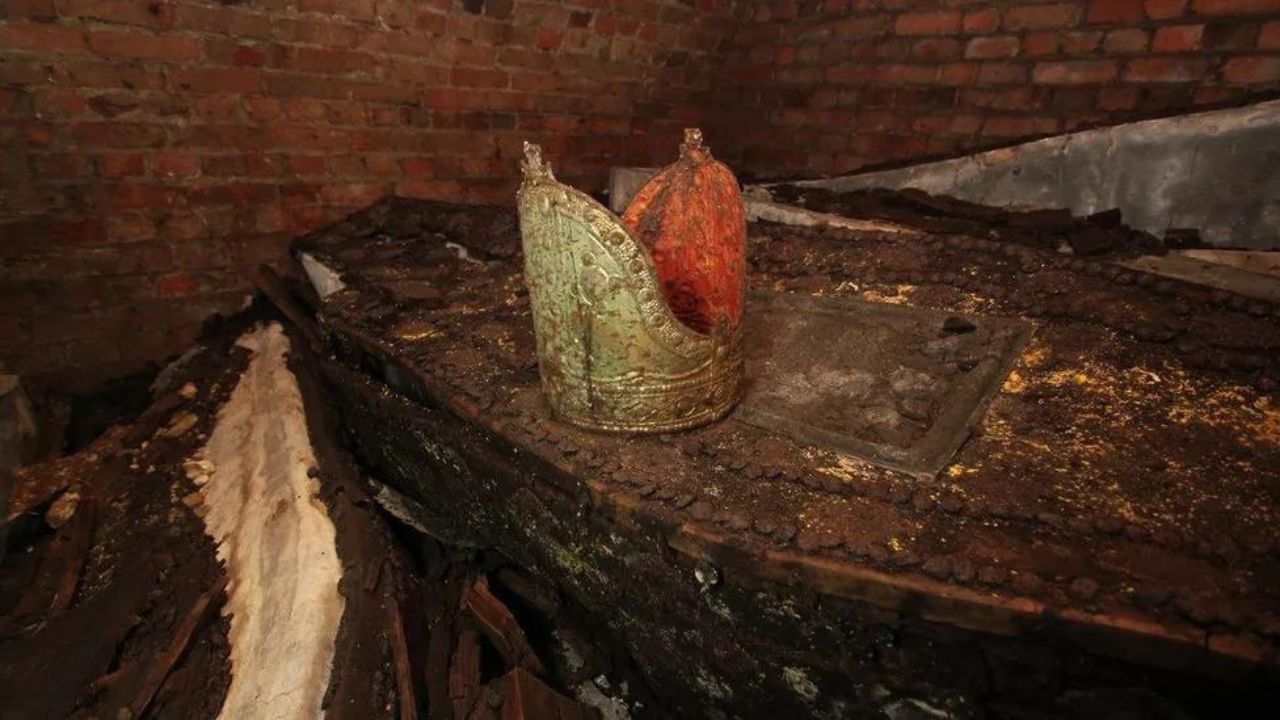 Relembre a reforma que revelou os restos mortais de arcebispos que viveram no século 17