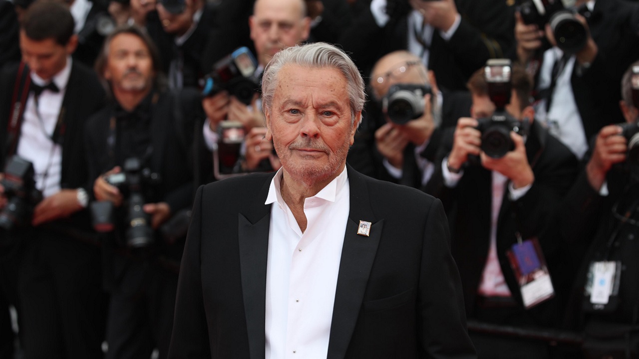 Último desejo de Alain Delon, astro do cinema francês, não será atendido