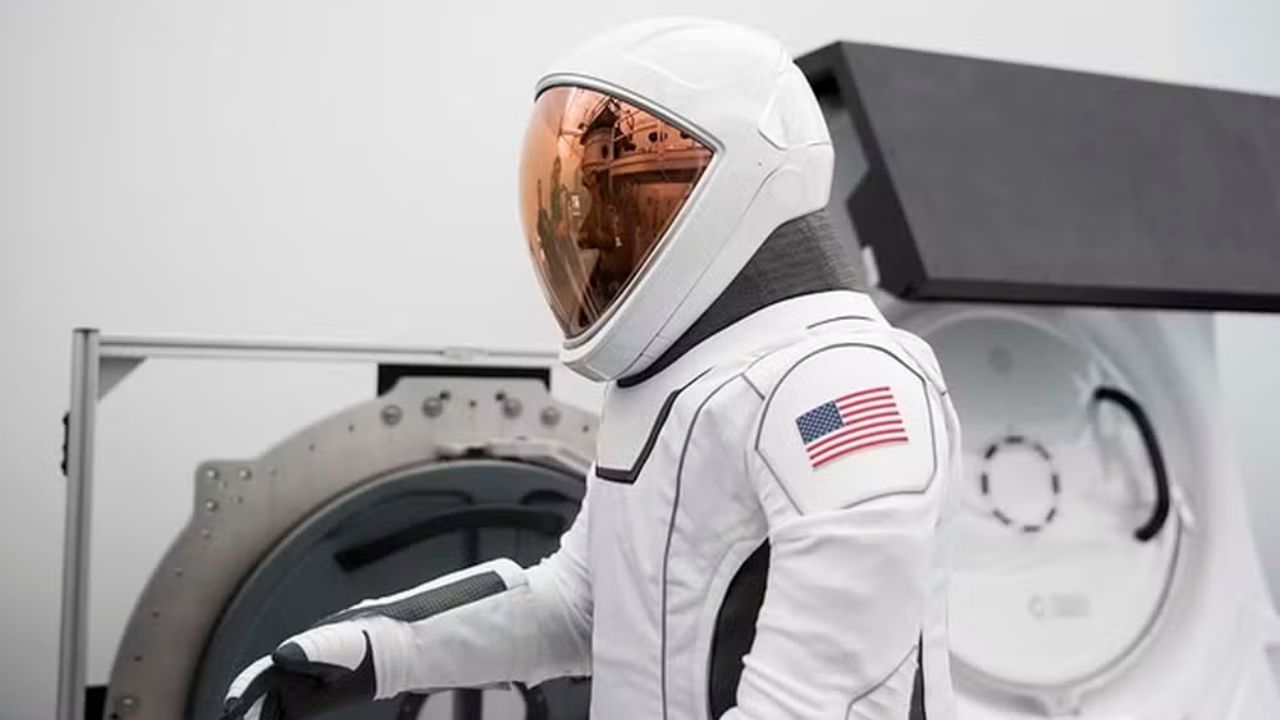 SpaceX lança missão que vai fazer astronautas ‘caminharem’ no espaço