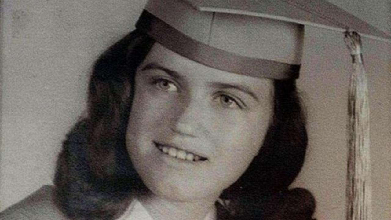 Conheça a história da mulher que passou 42 anos em coma