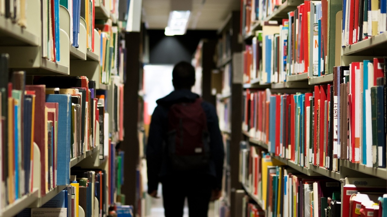 Durante último ano letivo, escolas dos EUA baniram 10 mil livros