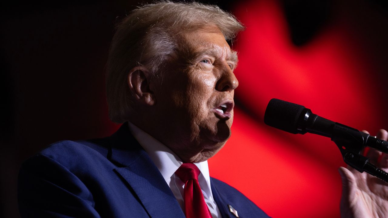 Trump afirma que ‘há muitos genes ruins’ entre imigrantes nos EUA