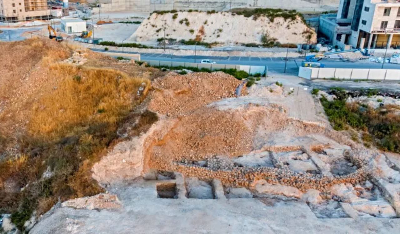 Pesquisa revela evidências da conquista assíria em Jerusalém