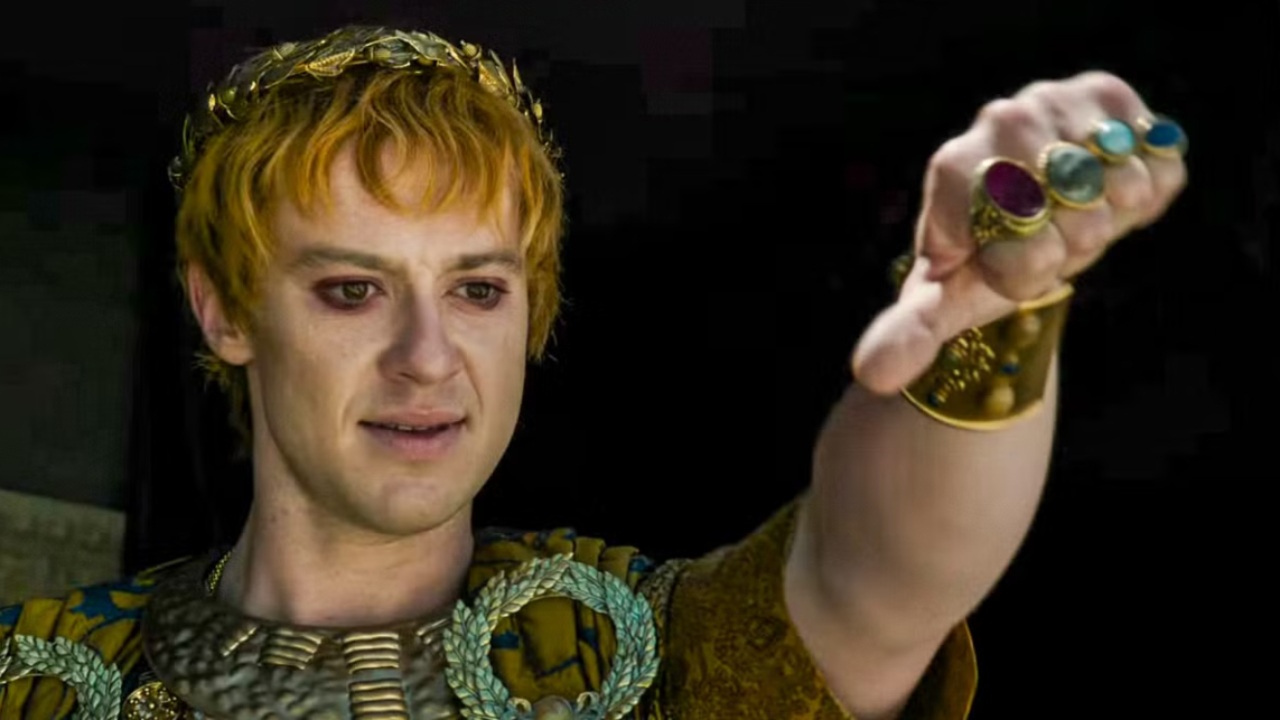 Gladiador: O que realmente significavam os sinais dos imperadores com os dedos?