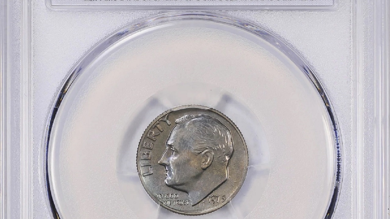 Moeda rara de 10 centavos com erro notável é leiloada por meio milhão de dólares