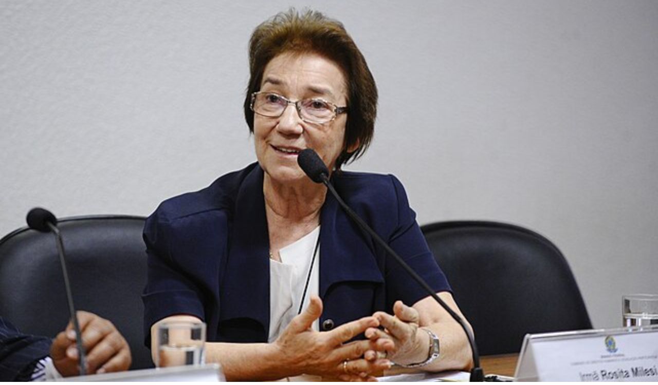 Na ONU, brasileira recebe prêmio por atuação na defesa de refugiados
