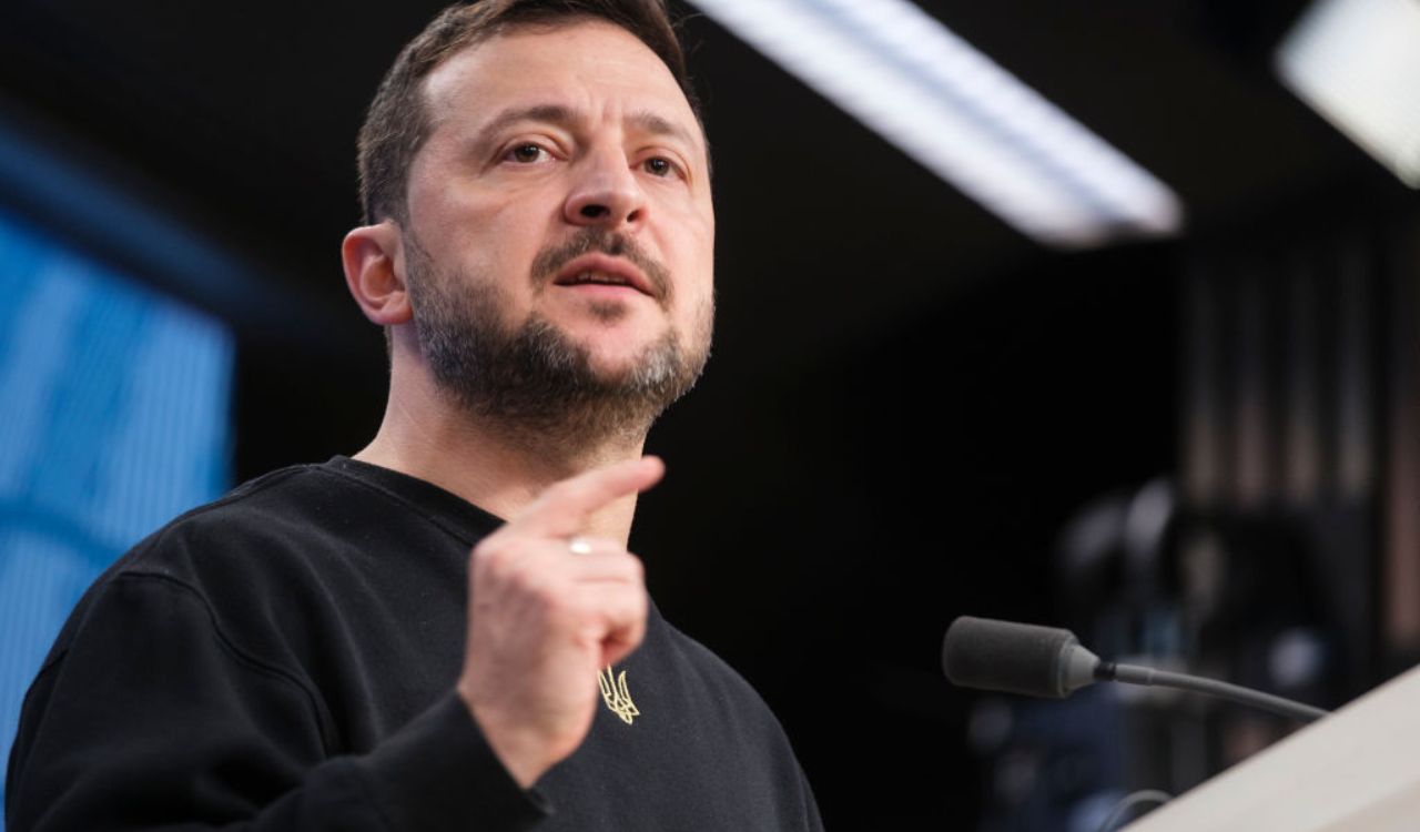 Ucrânia em alerta: Zelensky sugere aliança militar entre Rússia e Coreia do Norte