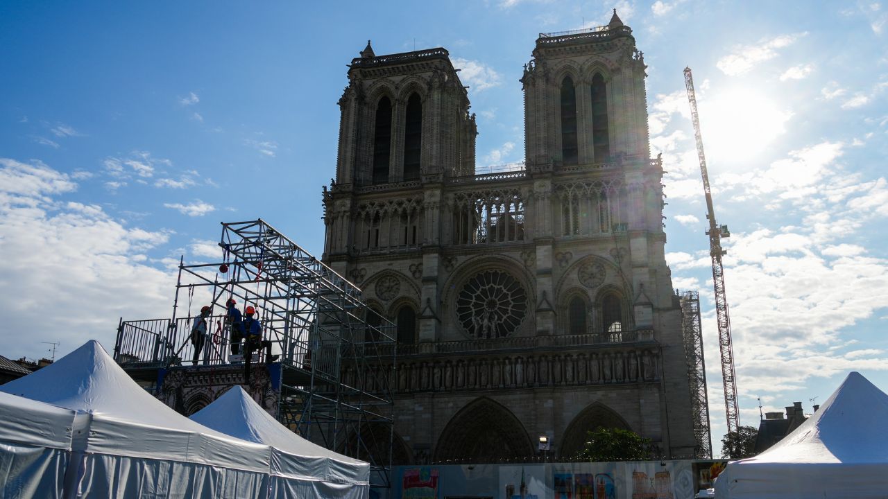 Cinco anos após o incêndio, a Catedral Notre Dame de Paris vai reabrir
