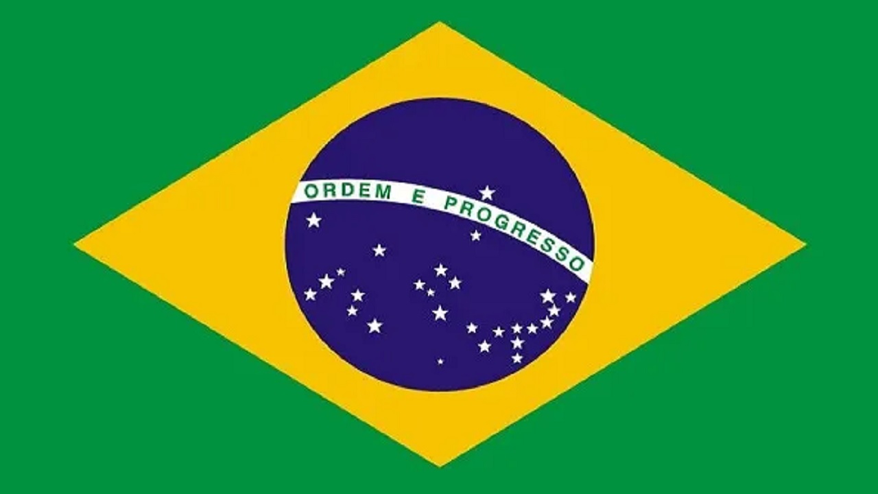 Campanha quer inserir a palavra ‘amor’ na bandeira do Brasil