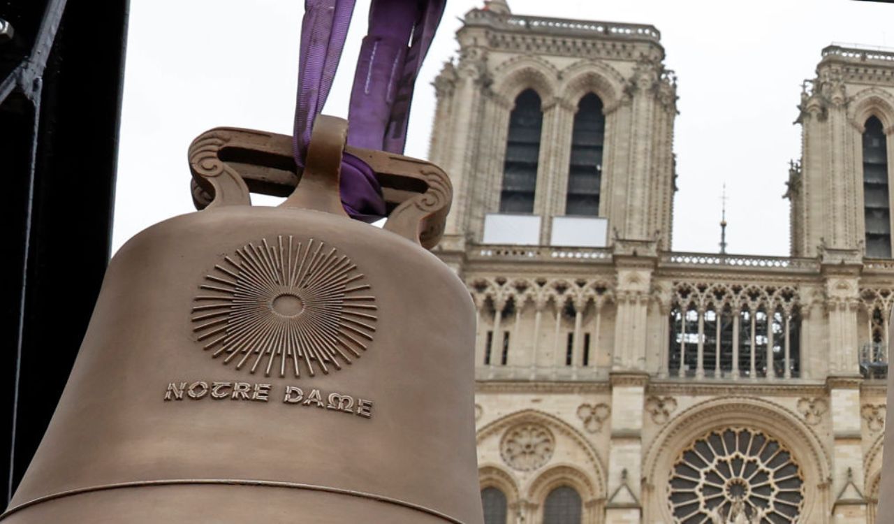 Sinos da Catedral de Notre Dame voltam a soar em Paris cinco anos após incêndio