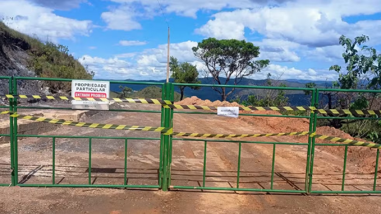 Aterro em Sabará ameaça patrimônio arqueológico e é interditado