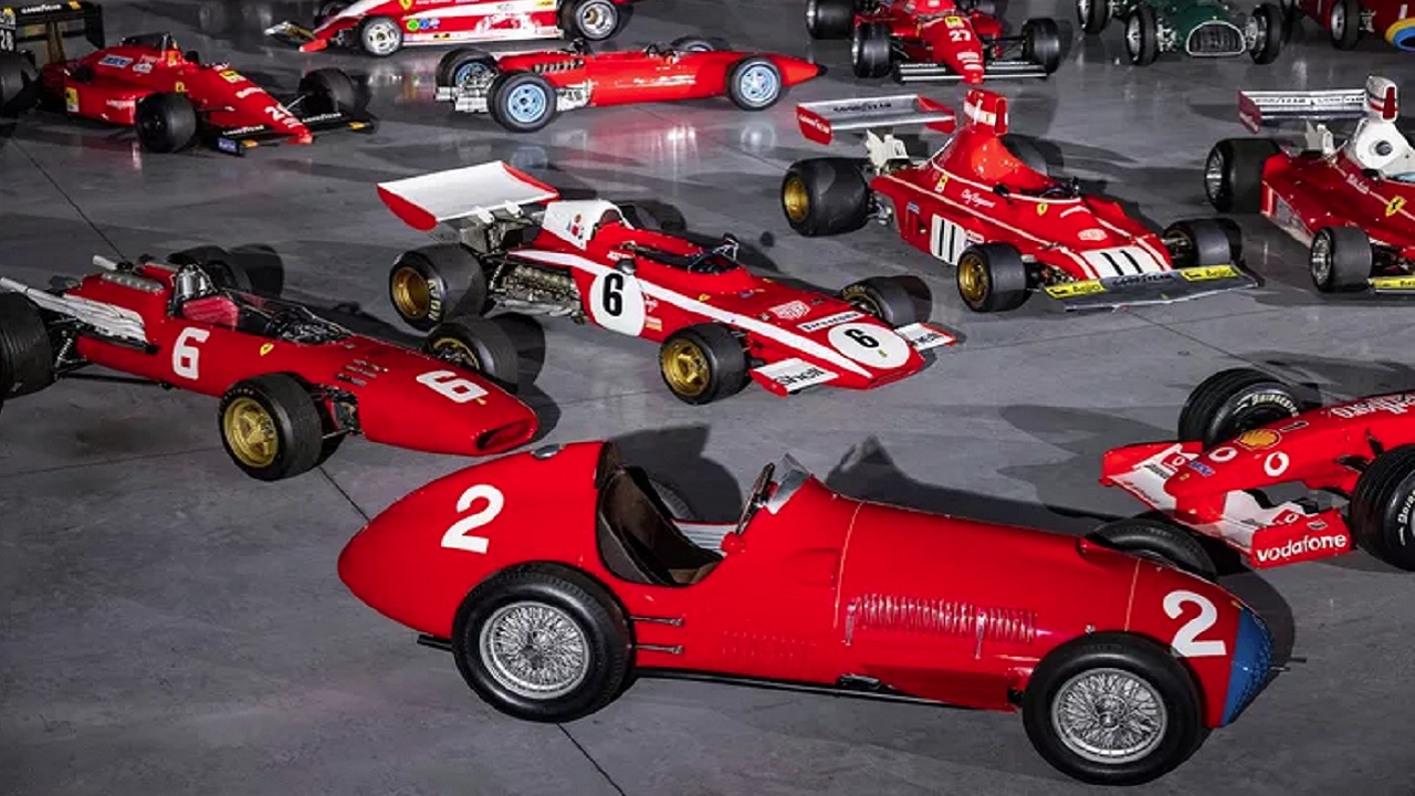 De Piquet a Schumacher: Ex-chefe da F1 coloca sua coleção de carros à venda