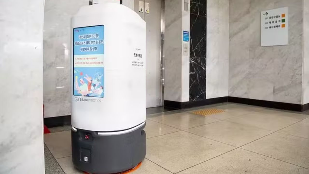 Robô se joga da escada para acabar com a própria vida na Coreia do Sul