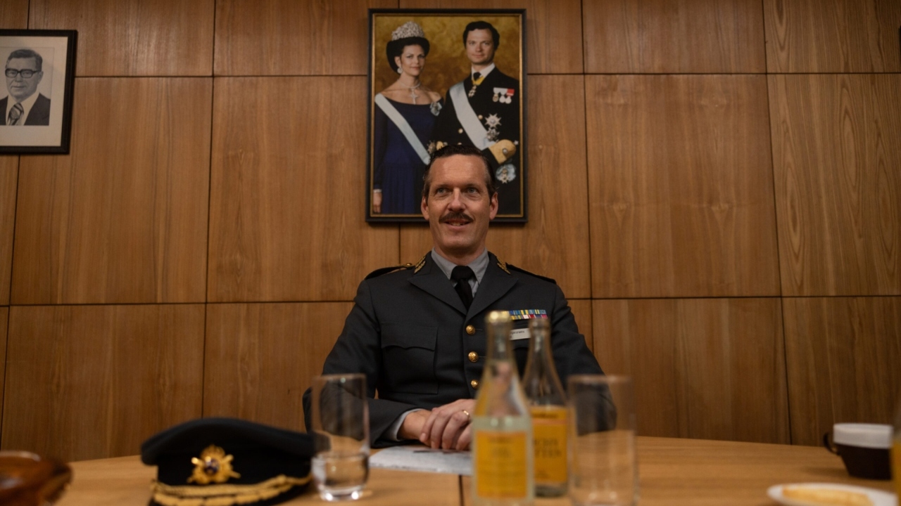 Whiskey on the Rocks: Série de comédia vai mostrar o auge da Guerra Fria