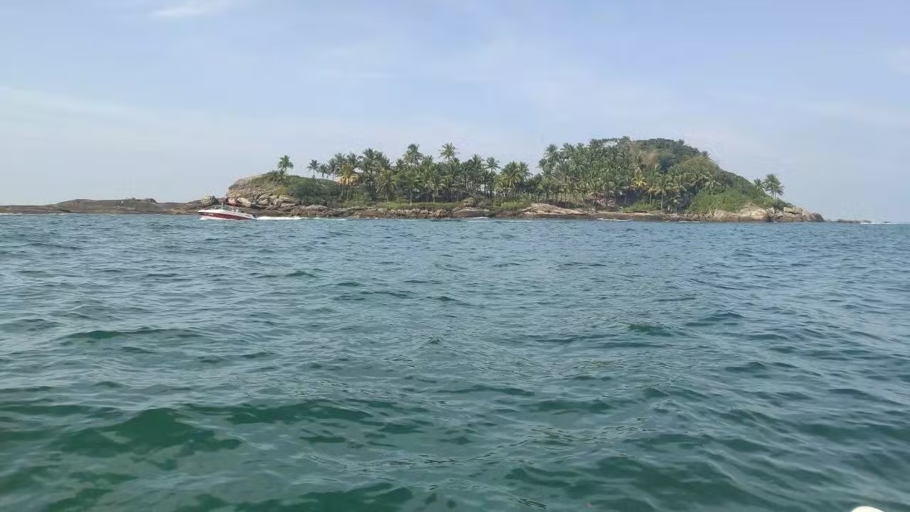 Conheça a ilha paradisíaca no Guarujá à venda por R$ 4 milhões