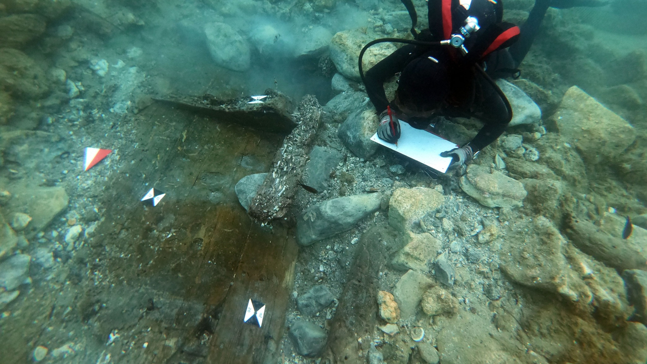 Naufrágio de 2.500 anos é descoberto na Sicília, na Itália