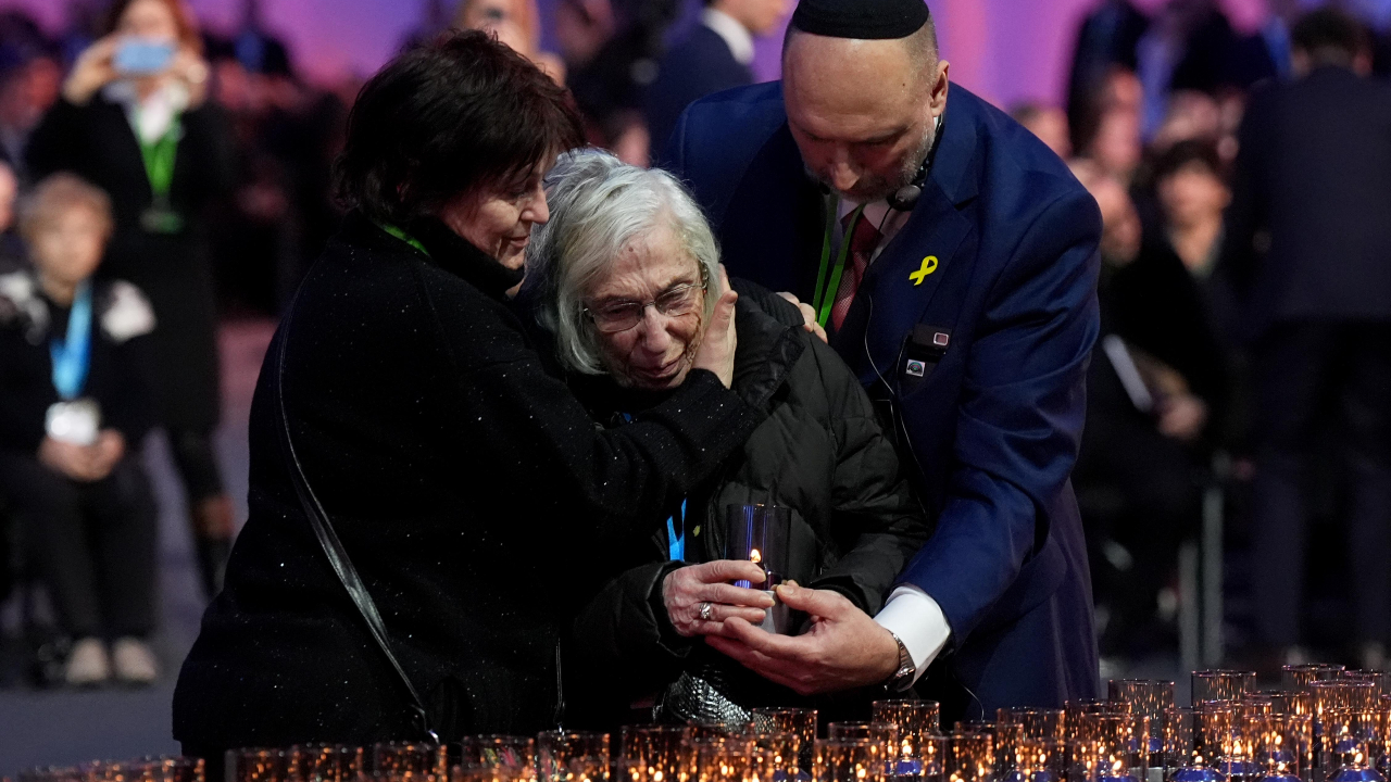 Sobreviventes de Auschwitz pedem para mundo não se esquecer do horror nazista