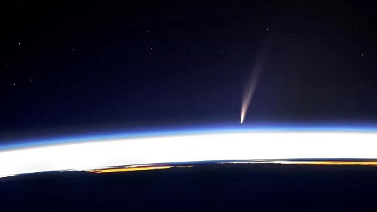 Cometa mais brilhante dos últimos 20 anos poderá ser visto nesta semana