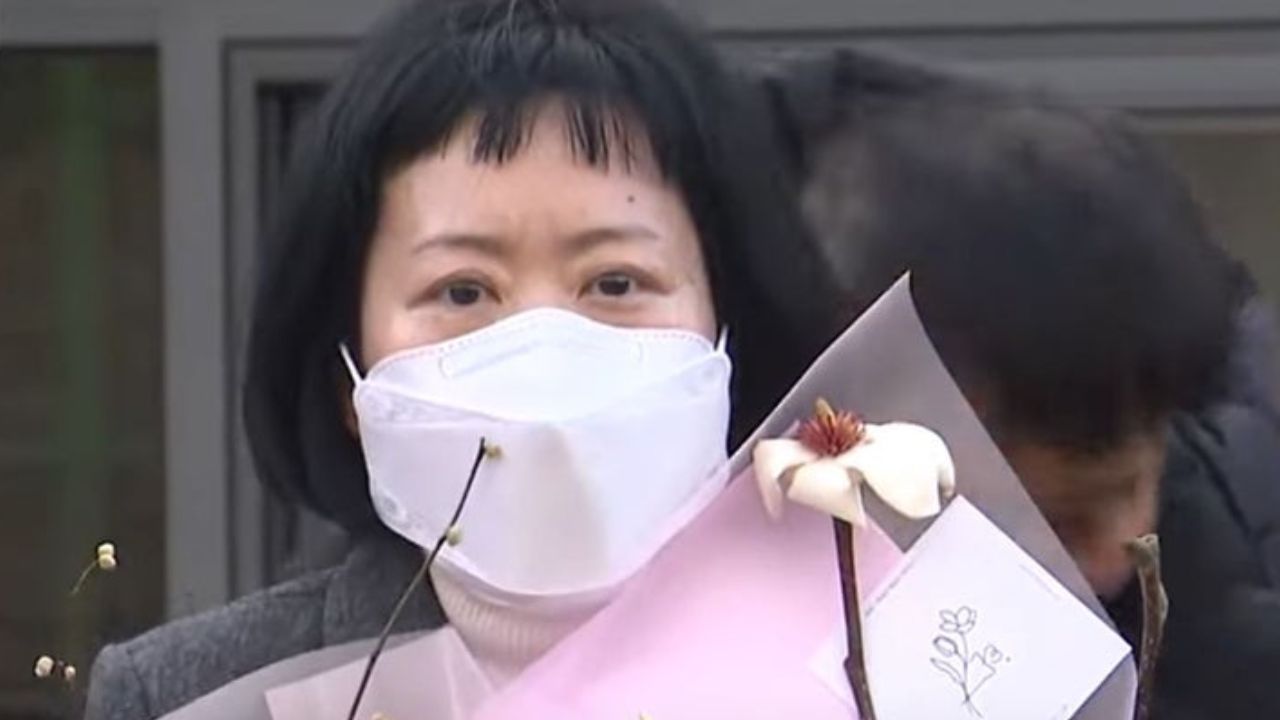 Depois de 25 anos presa, coreana acusada de matar o pai é inocentada