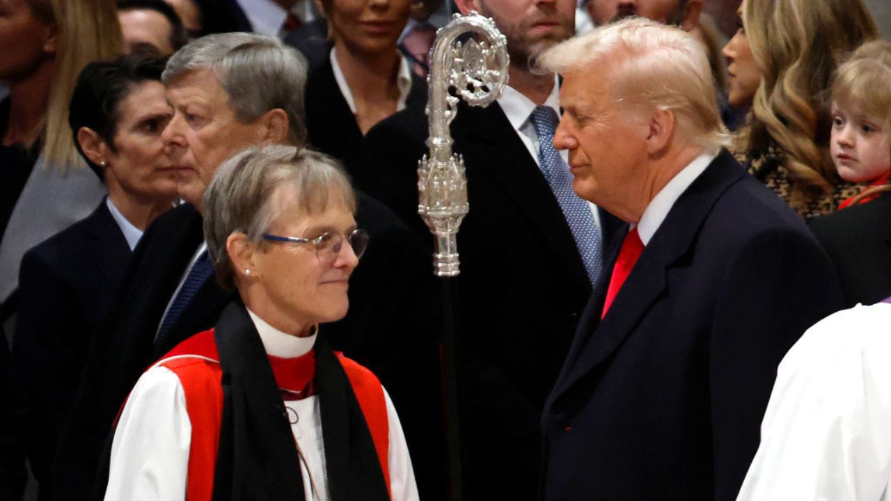 Trump exige pedido de desculpas de bispa de Washington: ‘Desagradável’