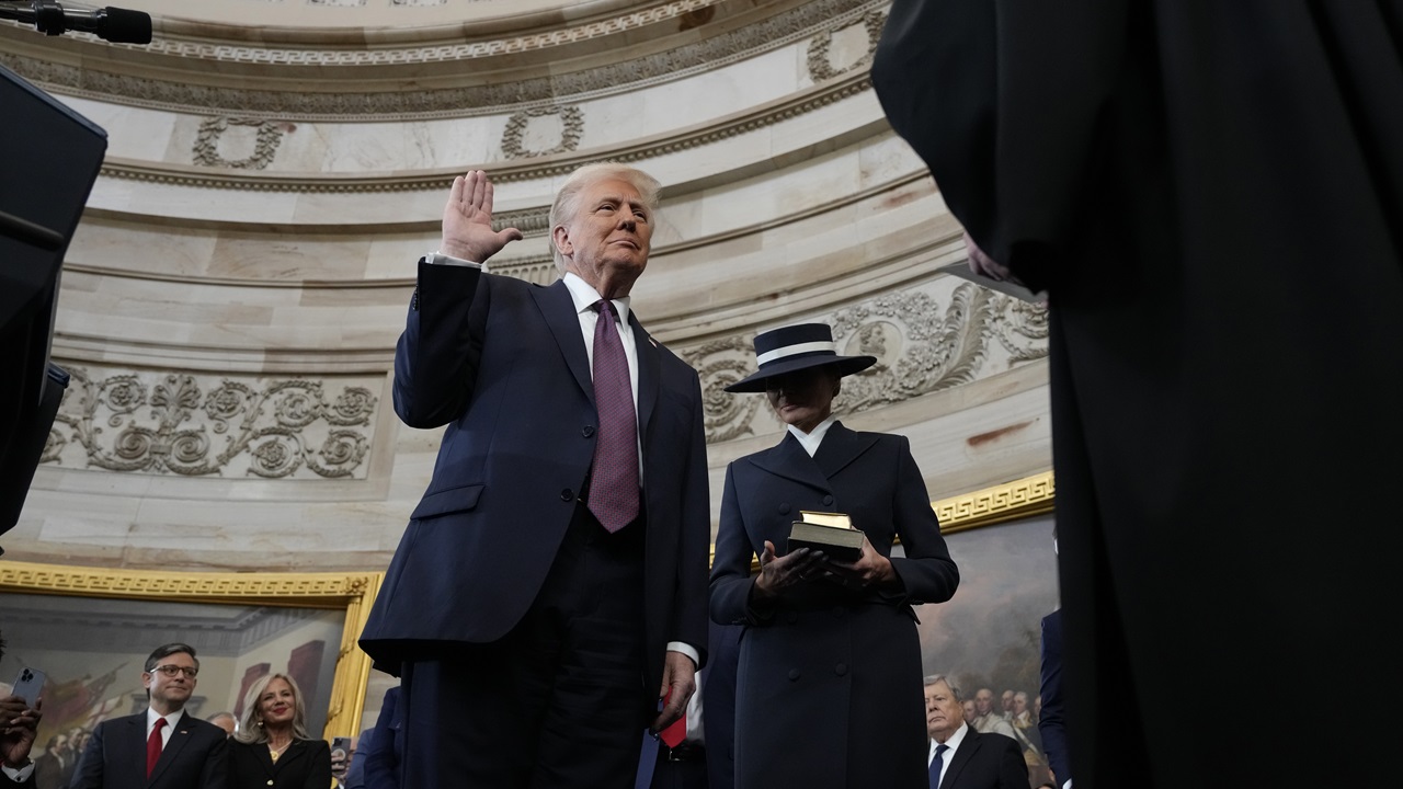 Bíblia de 1953 usada por Donald Trump será exibida em museu