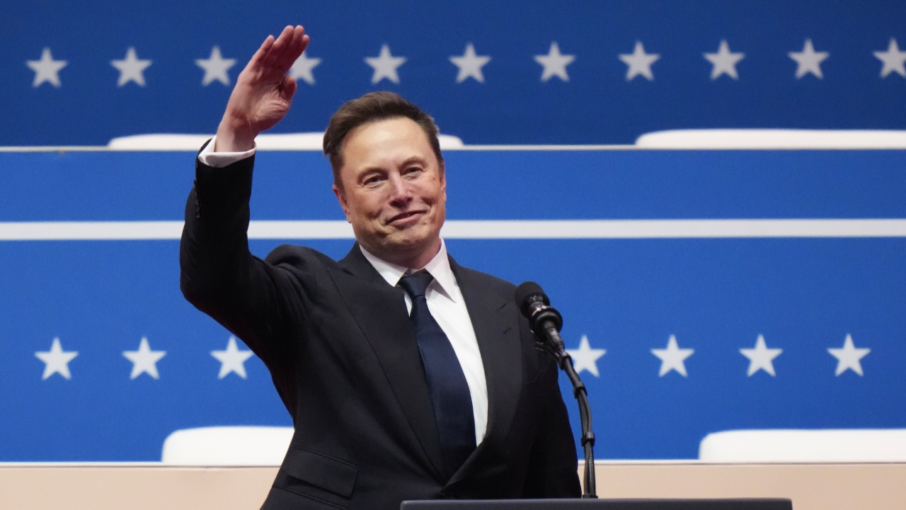 Saudação nazista? Gesto de Elon Musk divide opiniões na posse de Trump