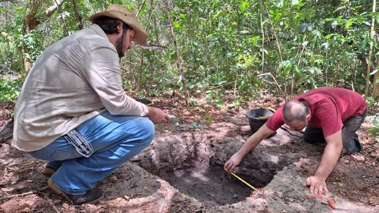 Descobertas arqueológicas em Niterói revelam vestígios de 8 mil anos de ocupação humana