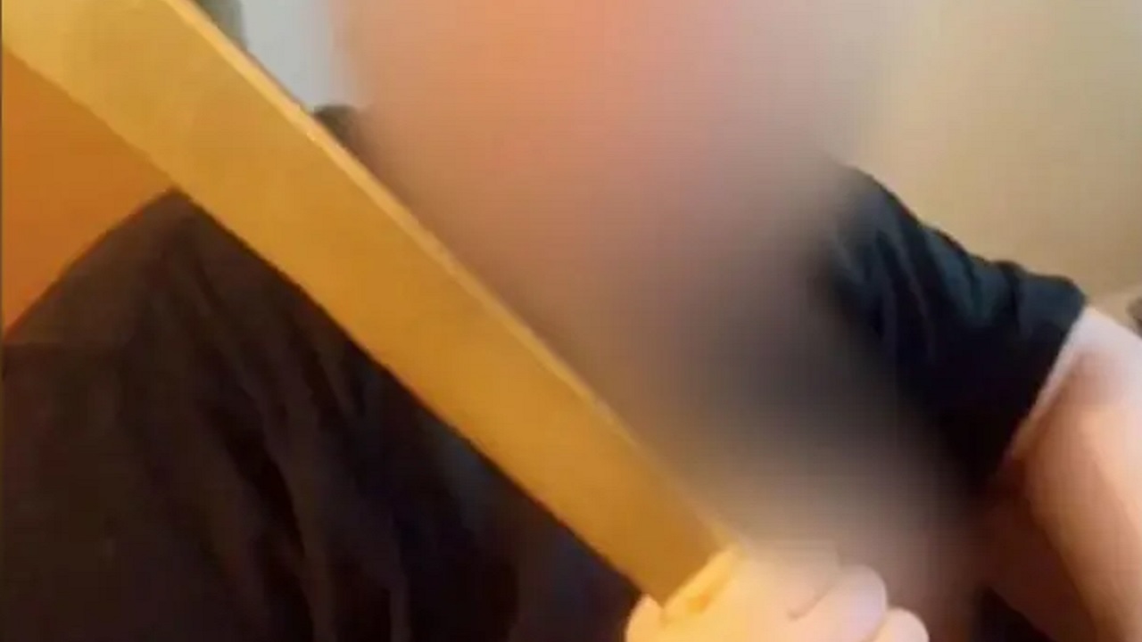 Serviço secreto britânico mentiu em tribunais para proteger agente neonazista