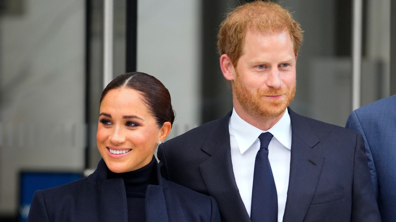 Harry e Meghan correm risco real de perderem seus títulos, de acordo com especialistas