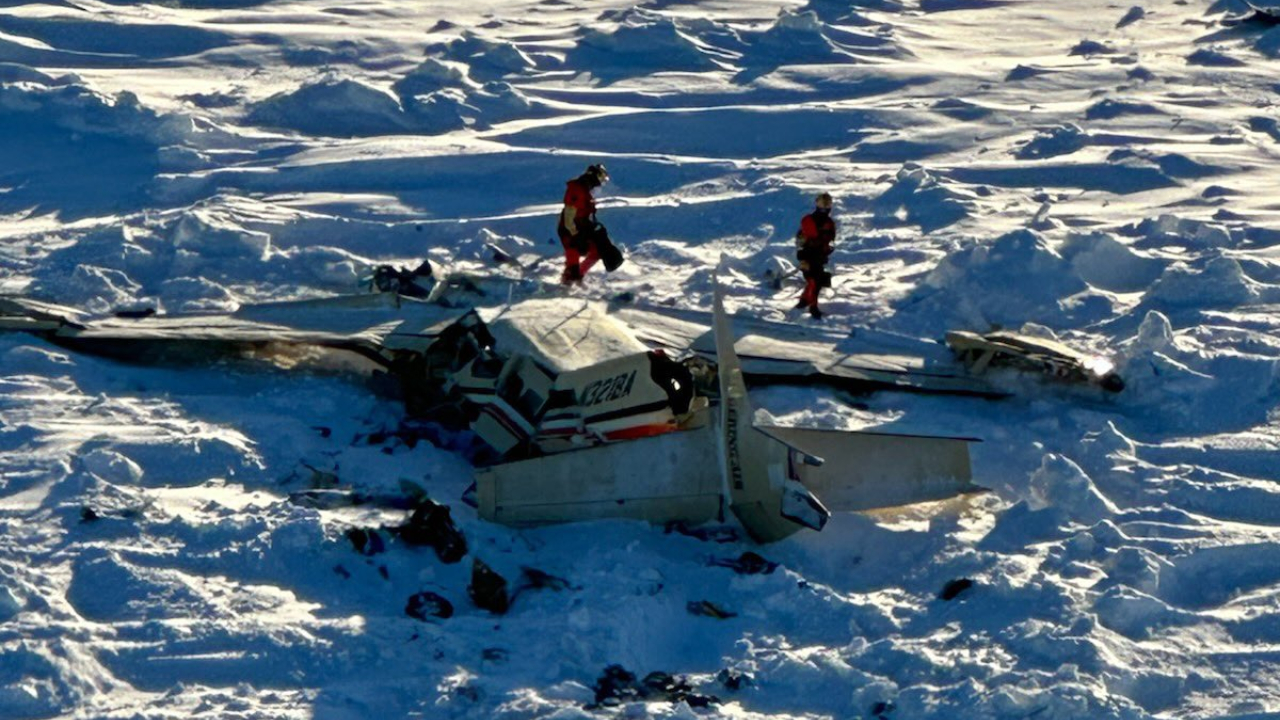 Guarda Costeira dos EUA encontra avião que desapareceu no Alasca