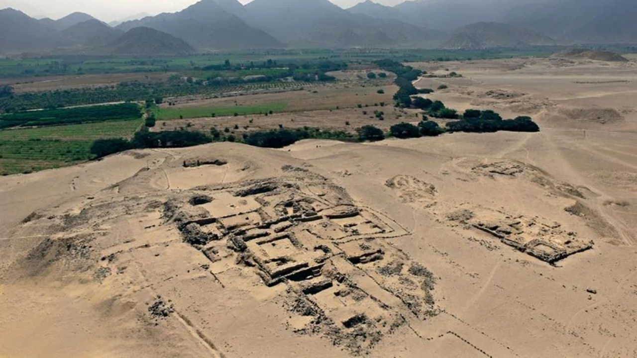 Estrutura piramidal de civilização mais antiga da América é descoberta no Peru