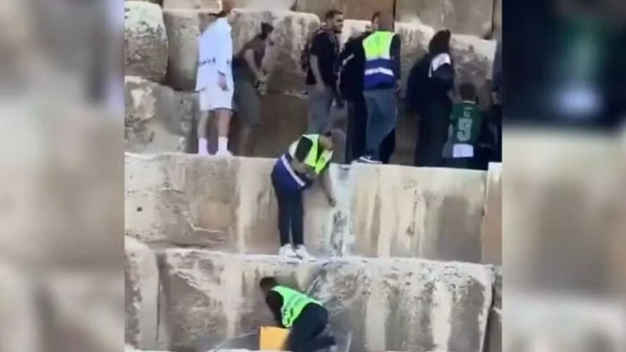 Descuido de funcionários em obras nas pirâmides preocupa autoridades egípcias