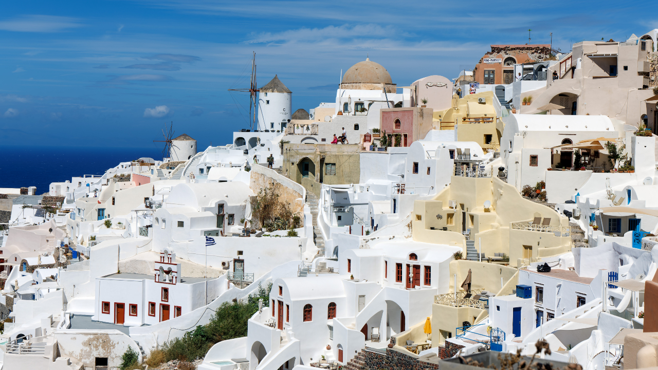 Grécia: ilha de Santorini sofreu mais de 200 terremotos nos últimos dias