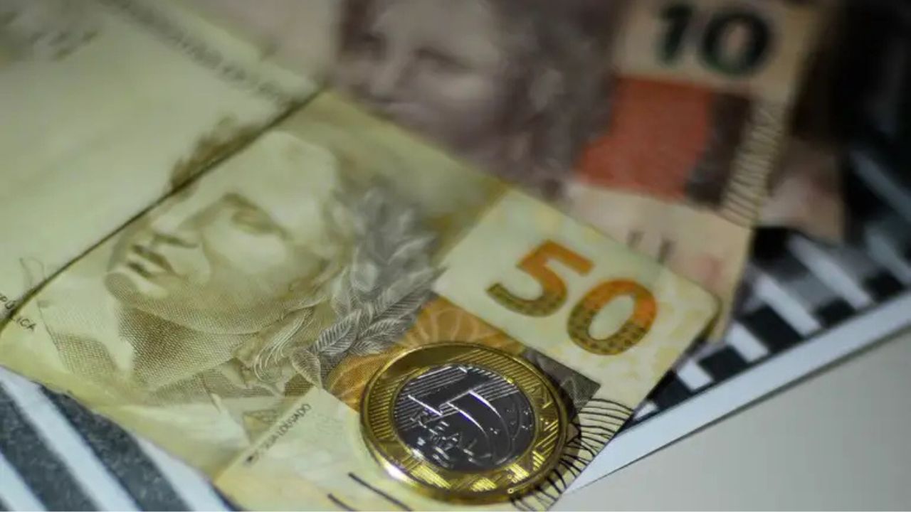 O passado do nosso dinheiro: Confira as moedas que já circularam no Brasil