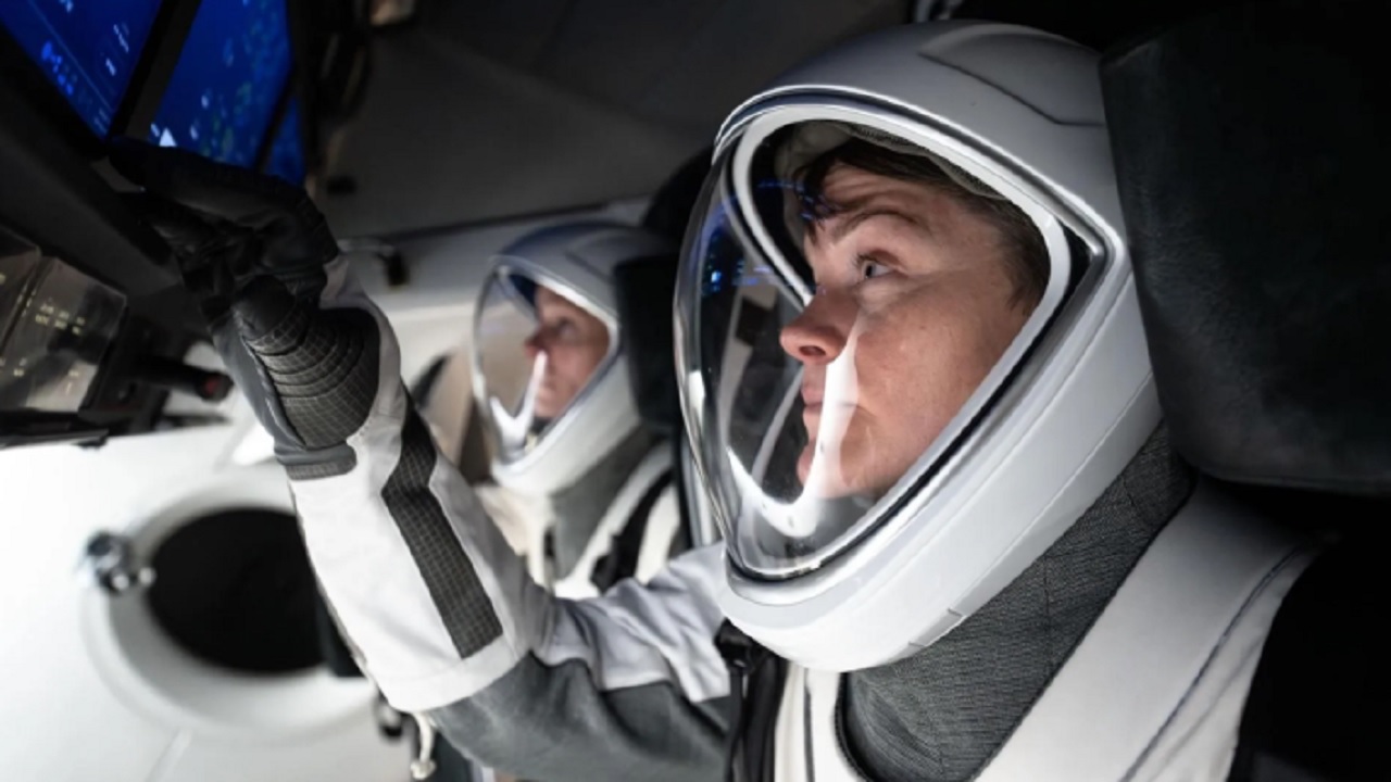 SpaceX lança missão Crew-10 rumo à Estação Espacial Internacional