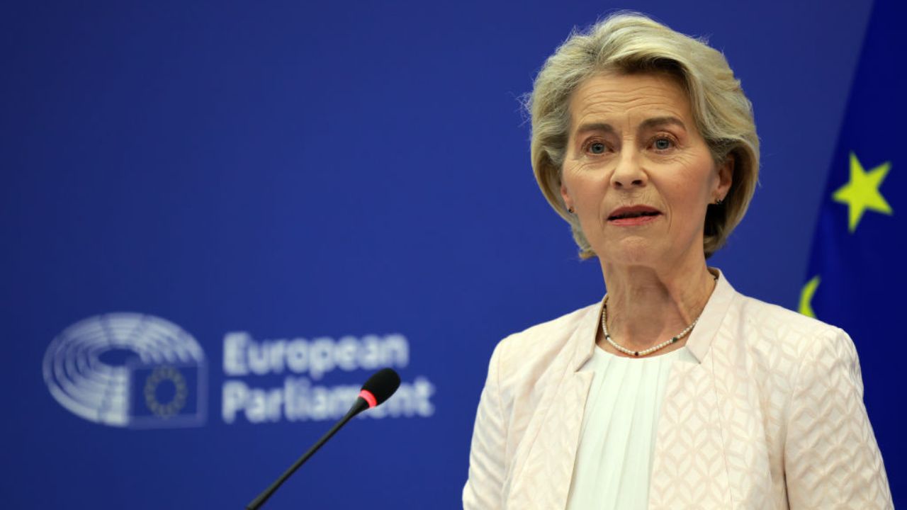 Chefe da Comissão Europeia declara: ‘Temos que urgentemente rearmar a Europa’