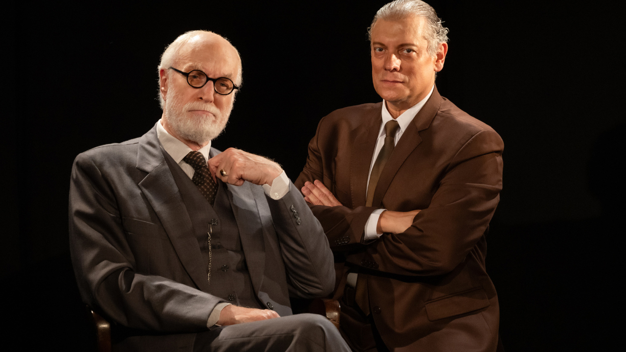 Sucesso de público e crítica, “A Última Sessão de Freud” retorna para curta temporada
