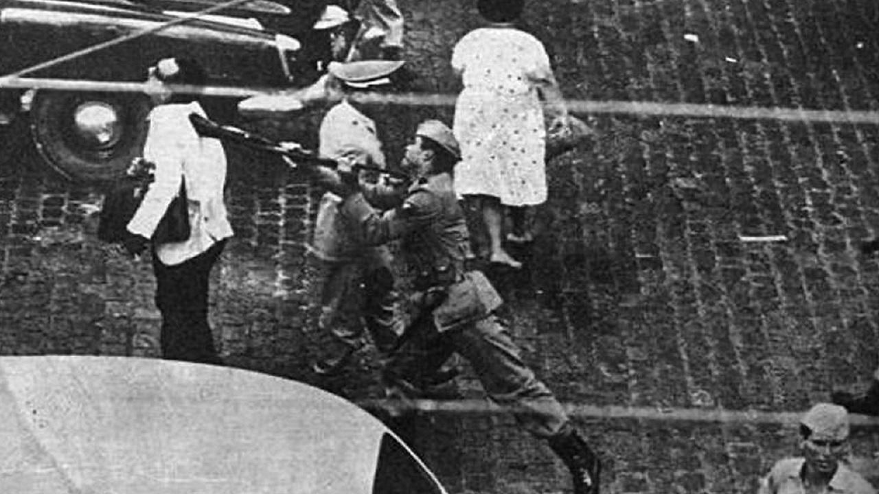 Imagens raras do Golpe de 64 são reunidas em livro lançado pelo Senado