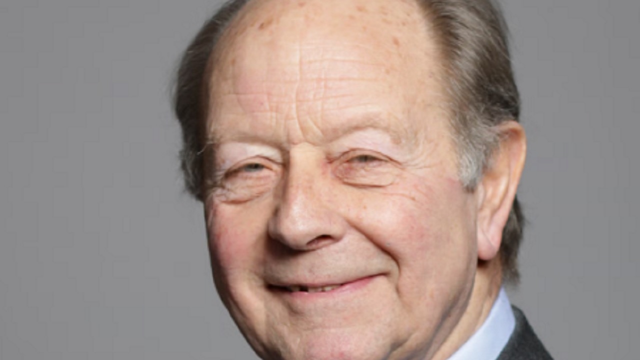 Ex-ministro de Thatcher se desculpa por fala antissemita sobre memorial do Holocausto