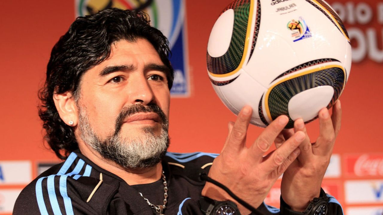 Julgamento detalha autópsia de Maradona e fala em ‘doze horas de agonia’