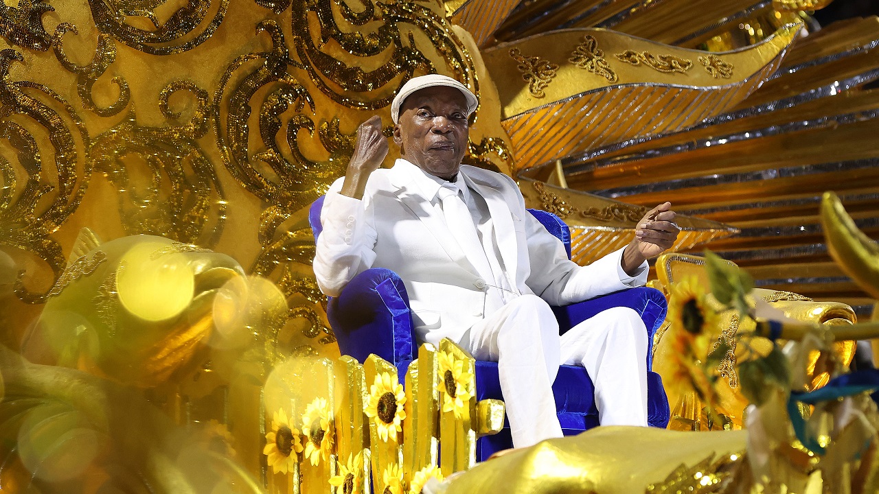 Filho de Milton Nascimento revela que artista convive com parkinson há 2 anos