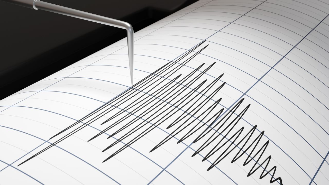 Terremoto de magnitude 7,7 atinge região de Mianmar, Tailândia e China